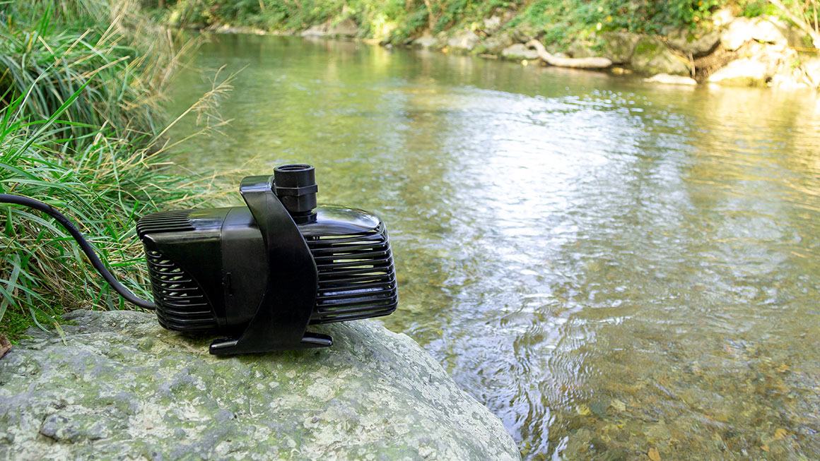 Beleben Sie Ihren Teich mit Teichpumpen