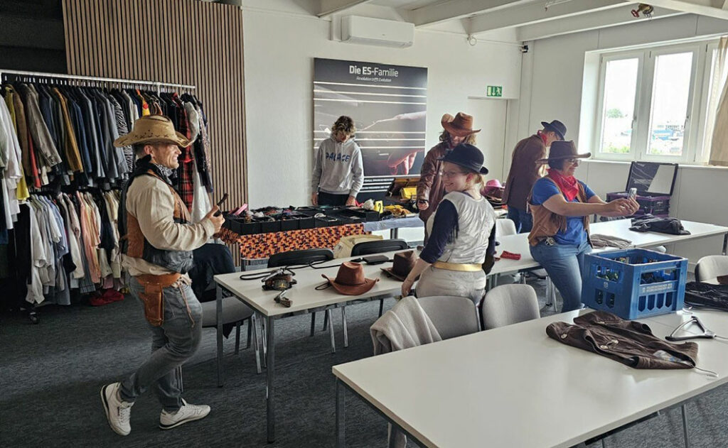 Seminarraum wird die Garderobe