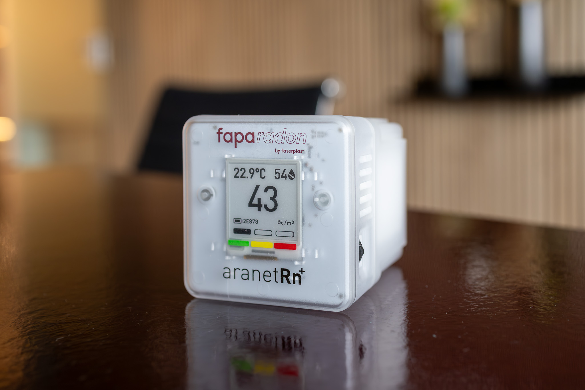 Le radon à portée de main : Mesures actives avec Aranet RadonPlus