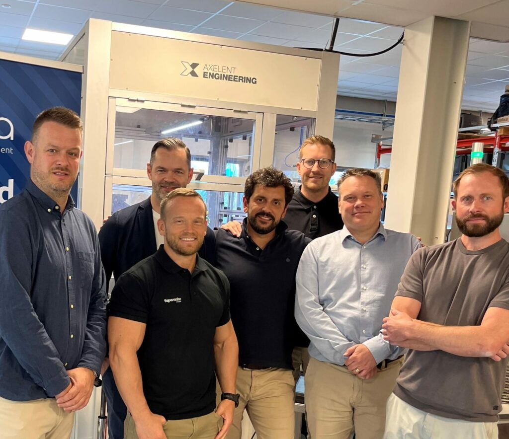 Gruppenfoto beim Besuch von Radonova in Schweden